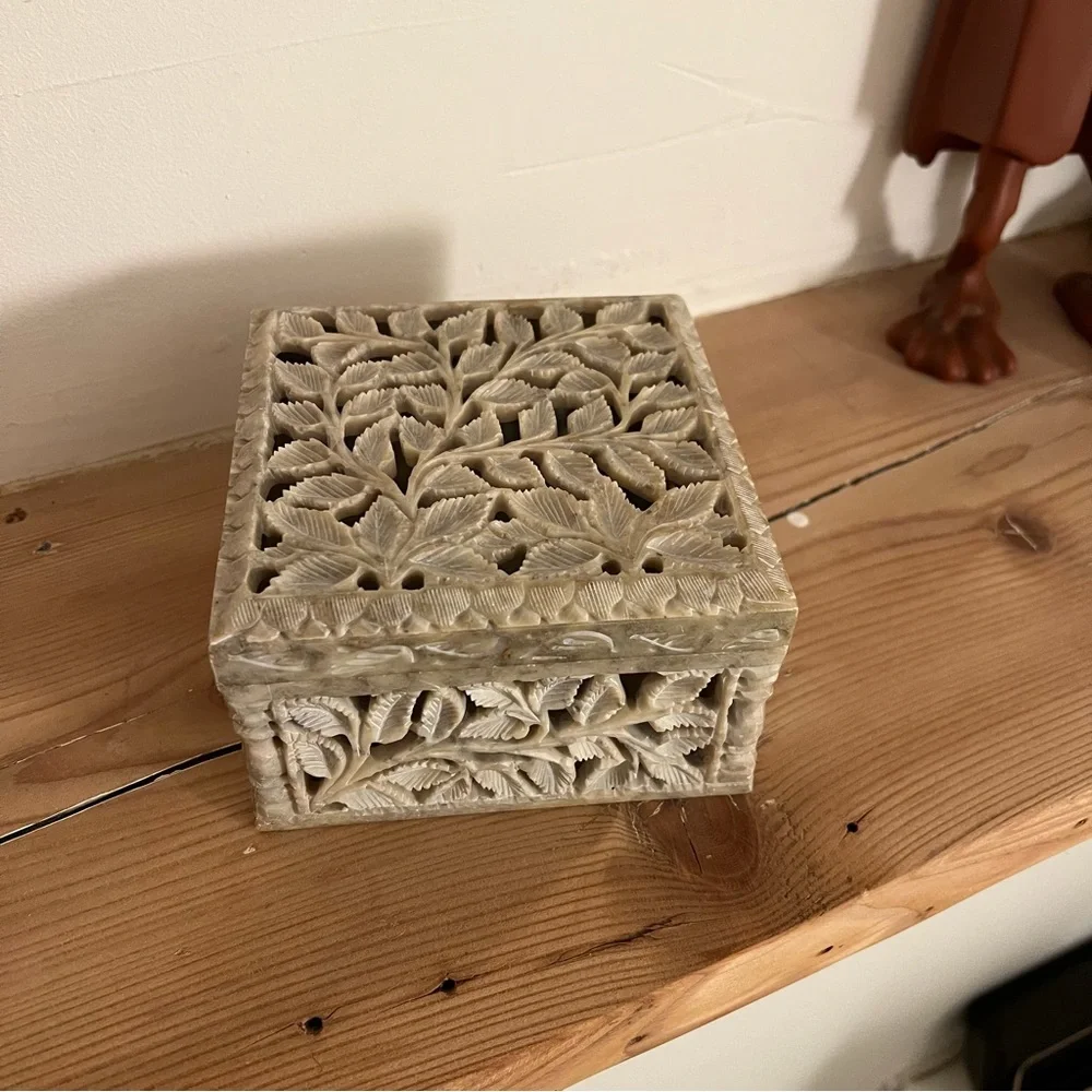 NEW Artisan Crafted Soapstone Jali Jewelry Box, 